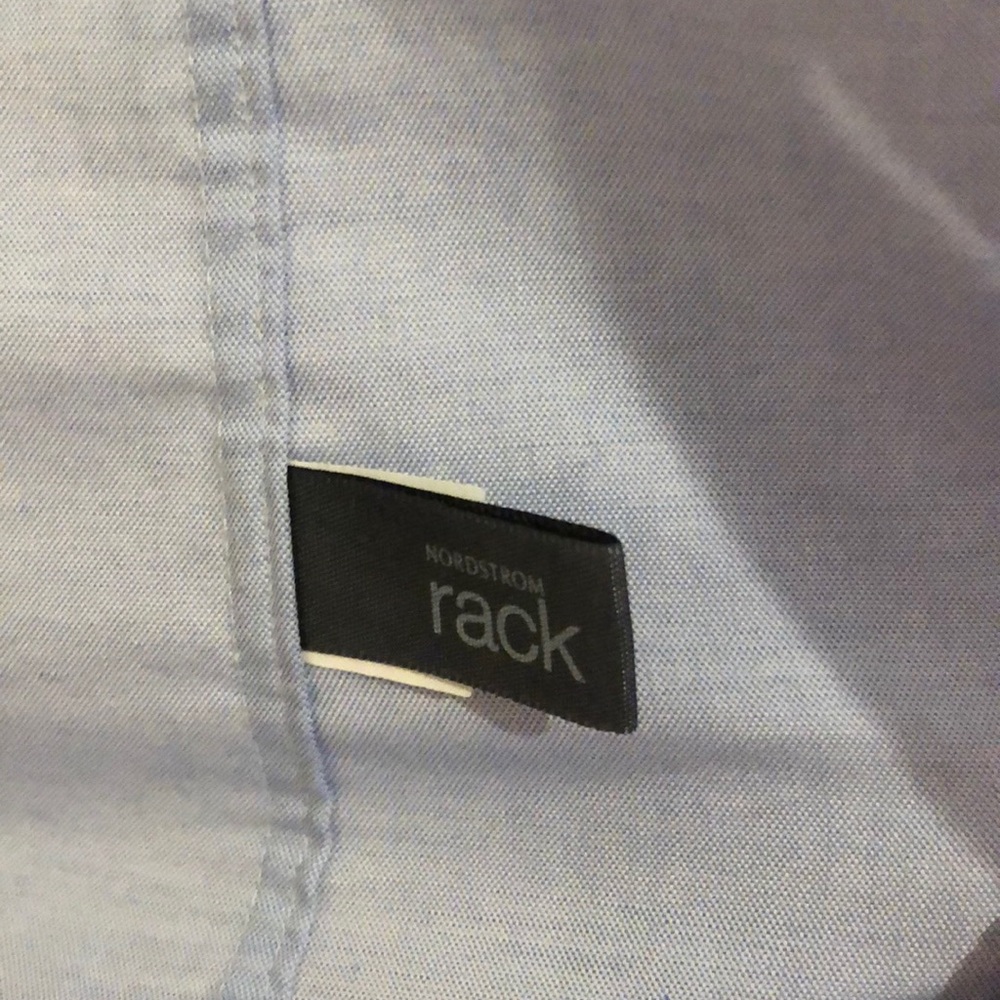 🔥 Nordstrom Rack Button Down Shirt 🔥 - Picture 4 of 4